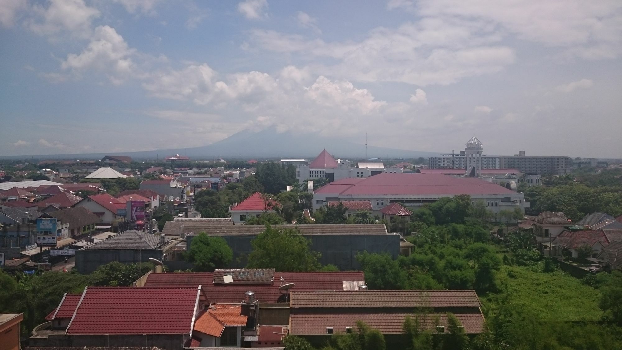 Merapi Merbabu Hotel Yogyakarta Powered By Archipelago Maguwo Exterior photo